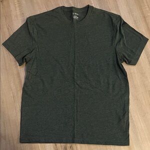 J. Crew Men's Dark Gray/Green T-Shirt
